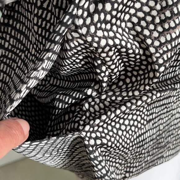 BCBG MaxAzria Black/White Polkadot Belted Short Romper/Jumpsuit S - Picture 8 of 14